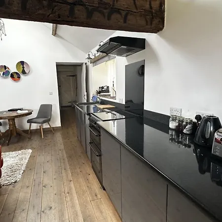 بيت للعطل The Smithy *